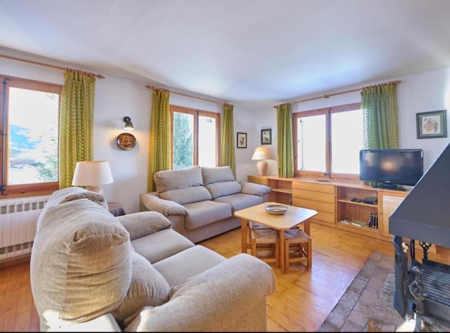Casa L'Avet. El Vilar D'Urtx Escardacs Luaran gambar