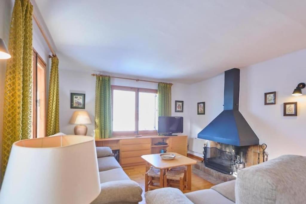 Casa L'Avet. El Vilar D'Urtx Escardacs Luaran gambar